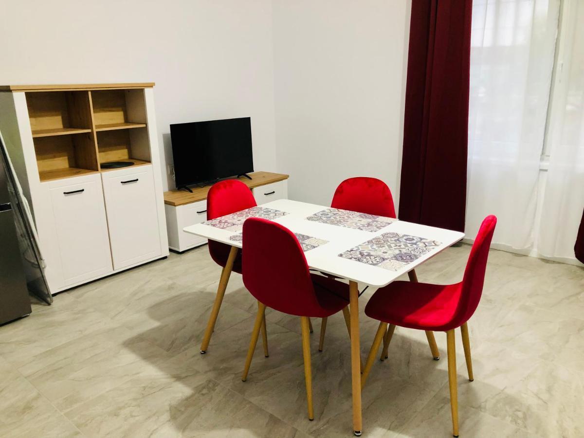 New And Modern Apartments In Villa, Near City Center M36 Temeşvar Dış mekan fotoğraf