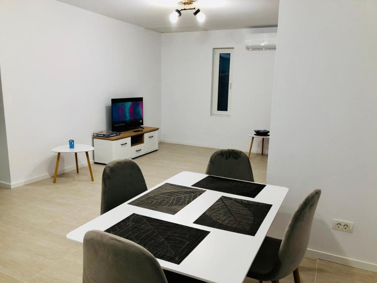 New And Modern Apartments In Villa, Near City Center M36 Temeşvar Dış mekan fotoğraf