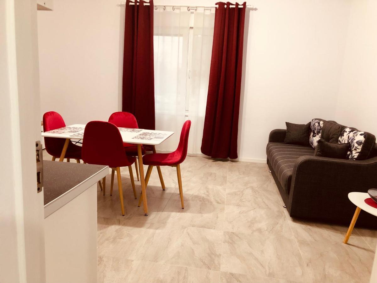New And Modern Apartments In Villa, Near City Center M36 Temeşvar Dış mekan fotoğraf