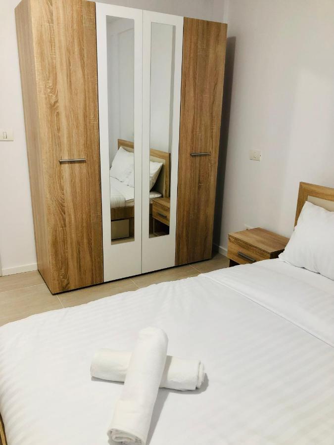 New And Modern Apartments In Villa, Near City Center M36 Temeşvar Dış mekan fotoğraf
